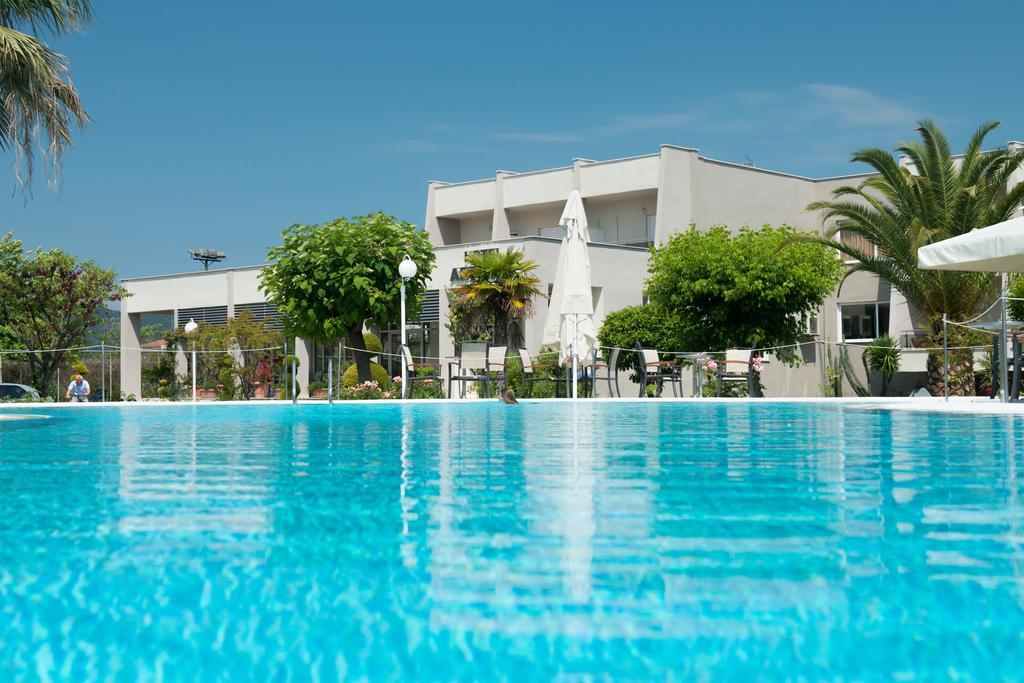לימנאס Hotel Aethria מראה חיצוני תמונה