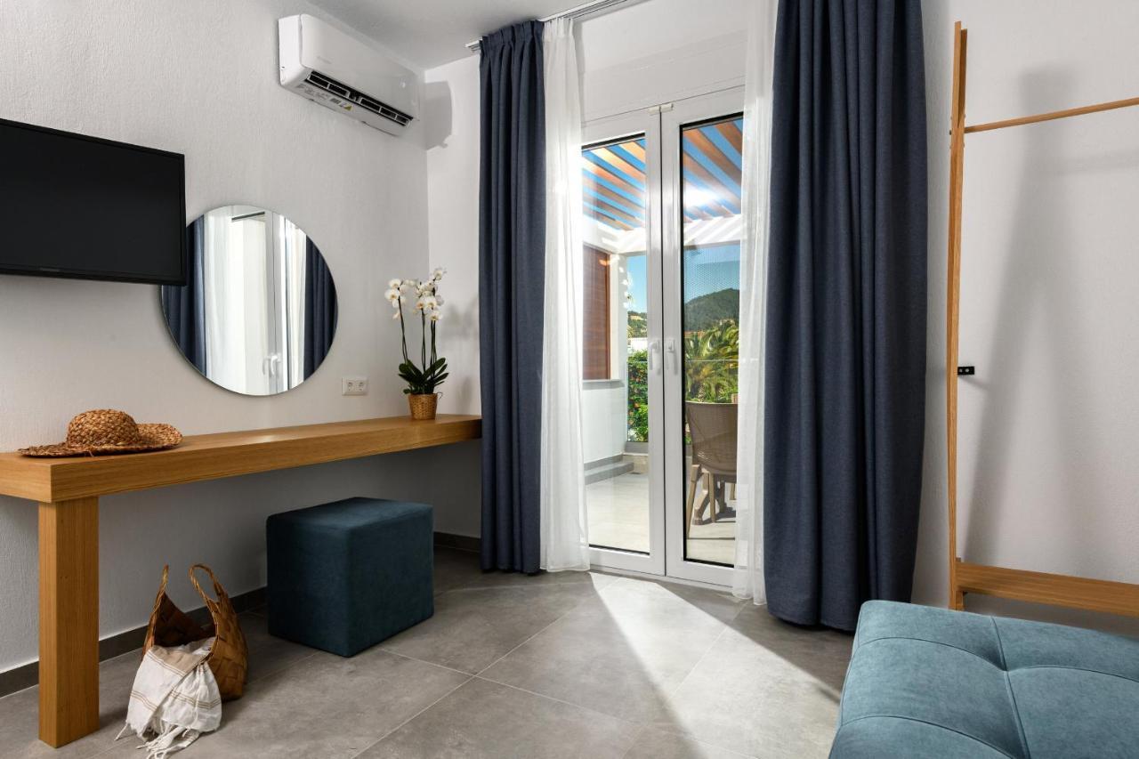 לימנאס Hotel Aethria מראה חיצוני תמונה