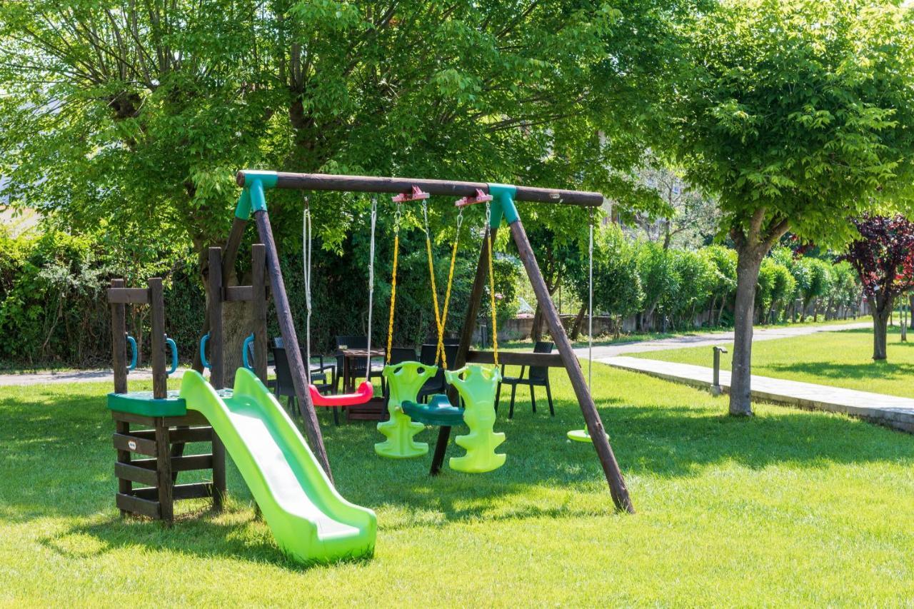 לימנאס Hotel Aethria מראה חיצוני תמונה