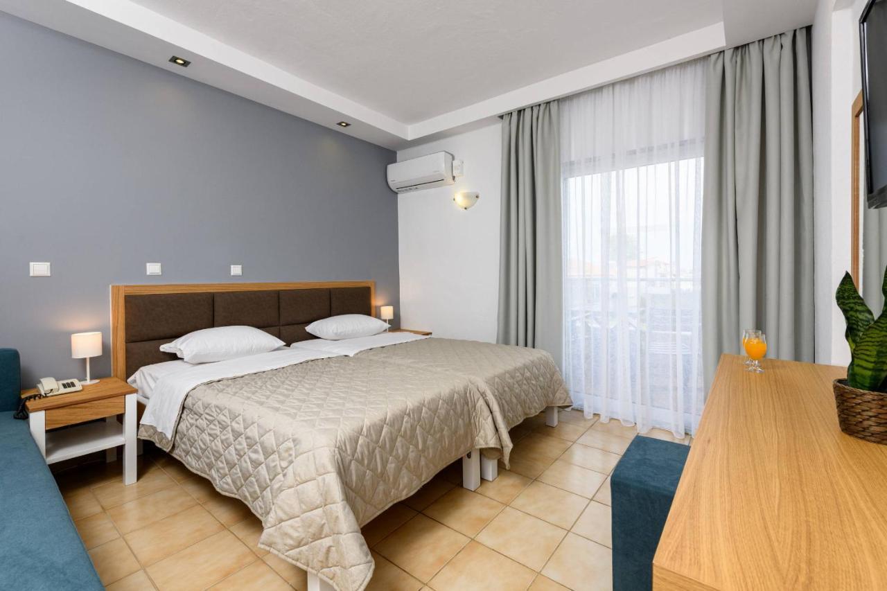 לימנאס Hotel Aethria מראה חיצוני תמונה
