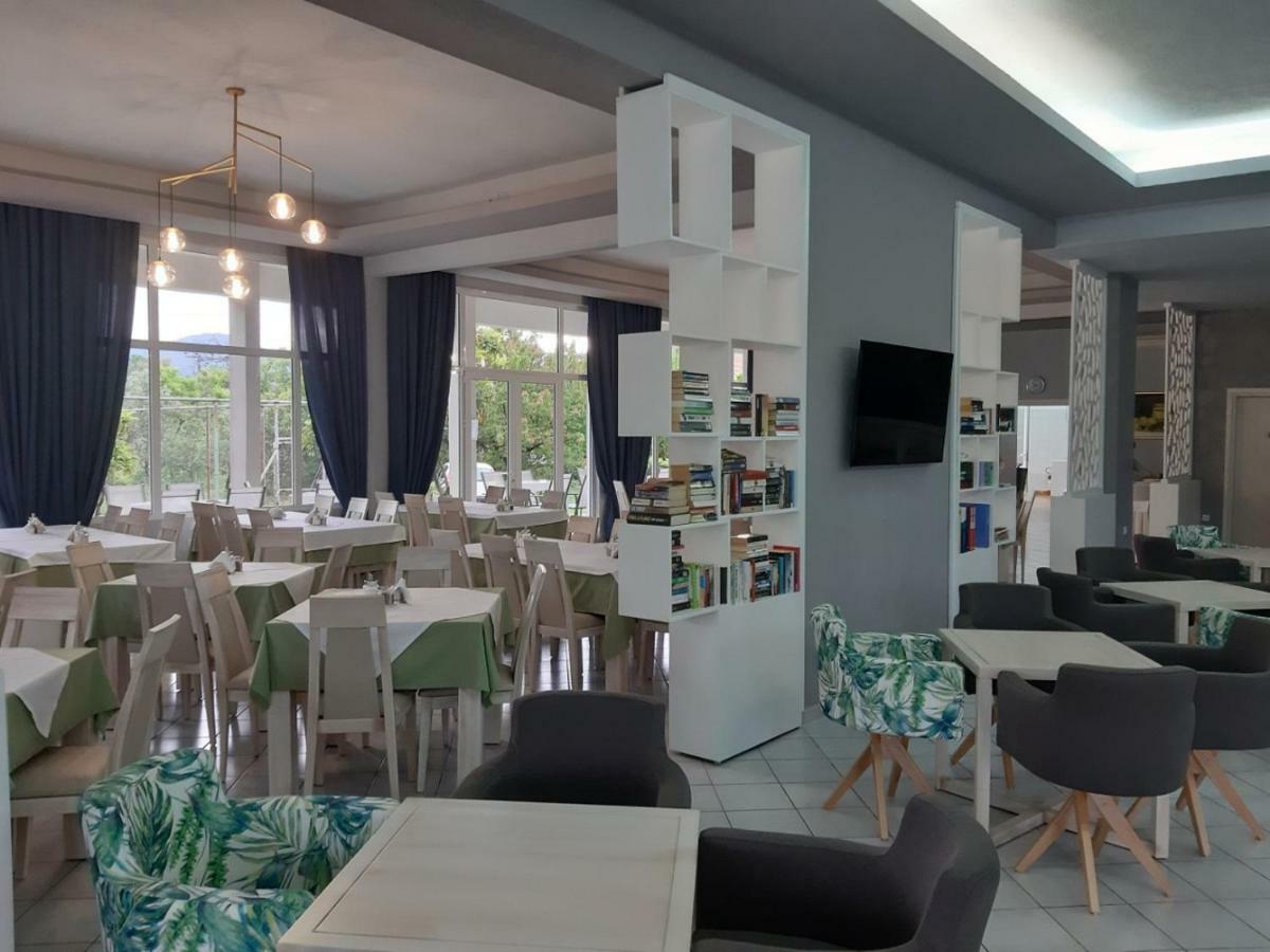 לימנאס Hotel Aethria מראה חיצוני תמונה